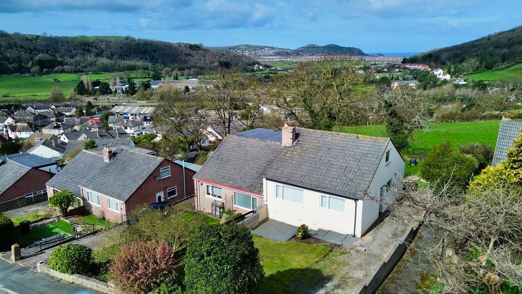 Property photo 1 of 18 Photo 1