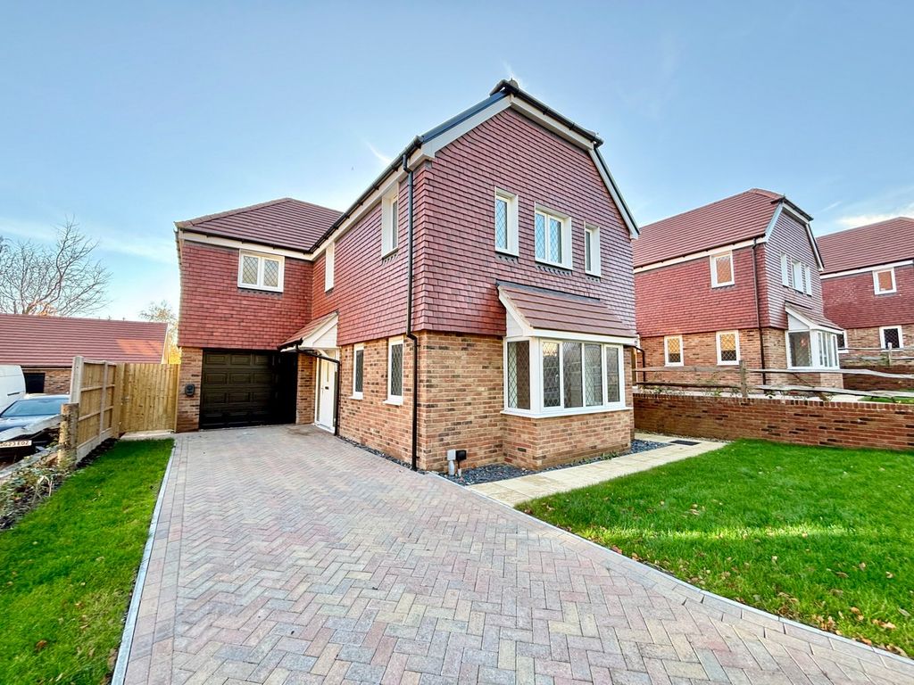 Property photo 2 of 26