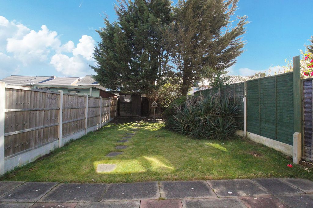 Property photo 2 of 20 Picture No. 03