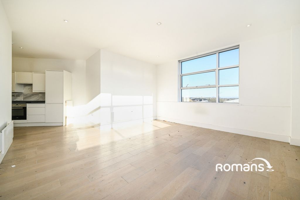 Property photo 1 of 9 Photo