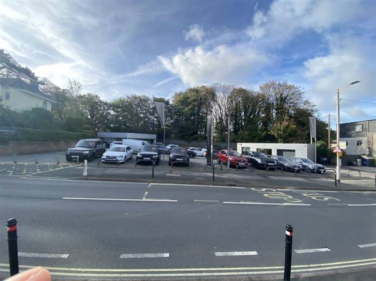 Property photo 1 of 2