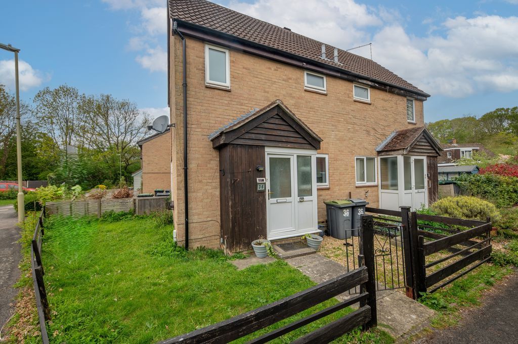 Property photo 1 of 5 Photo 5