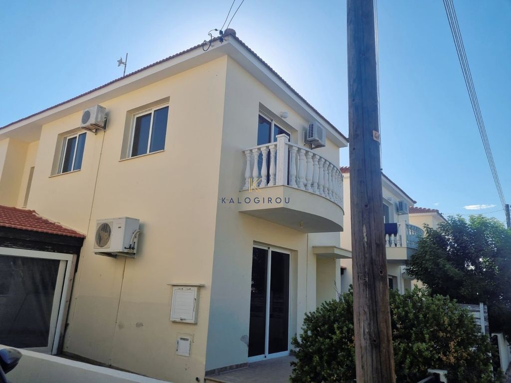Property photo 3 of 4