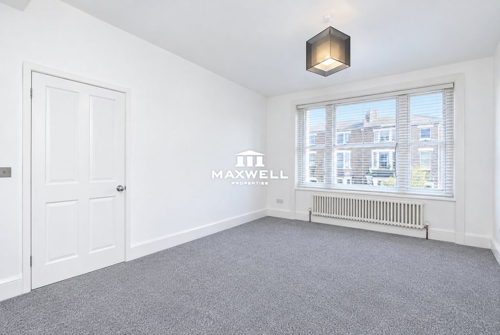 Property photo 3 of 18 4 Bed 2 Bath For Rent.Maxwellproperties.Co.uk
