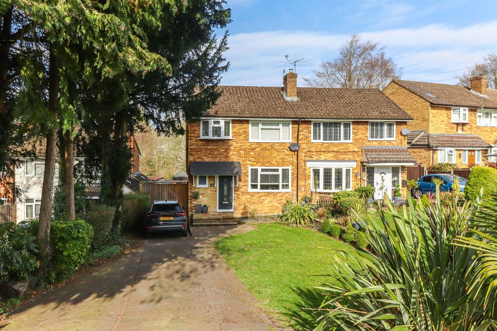Property photo 1 of 34