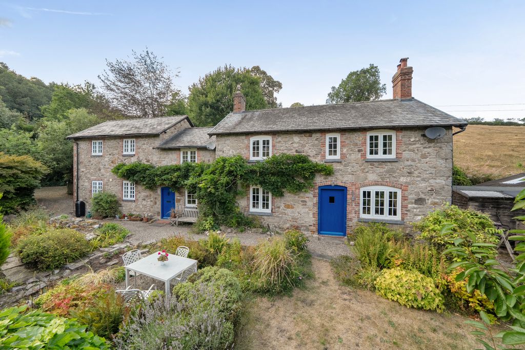 Property photo 1 of 24 1511323 (1)