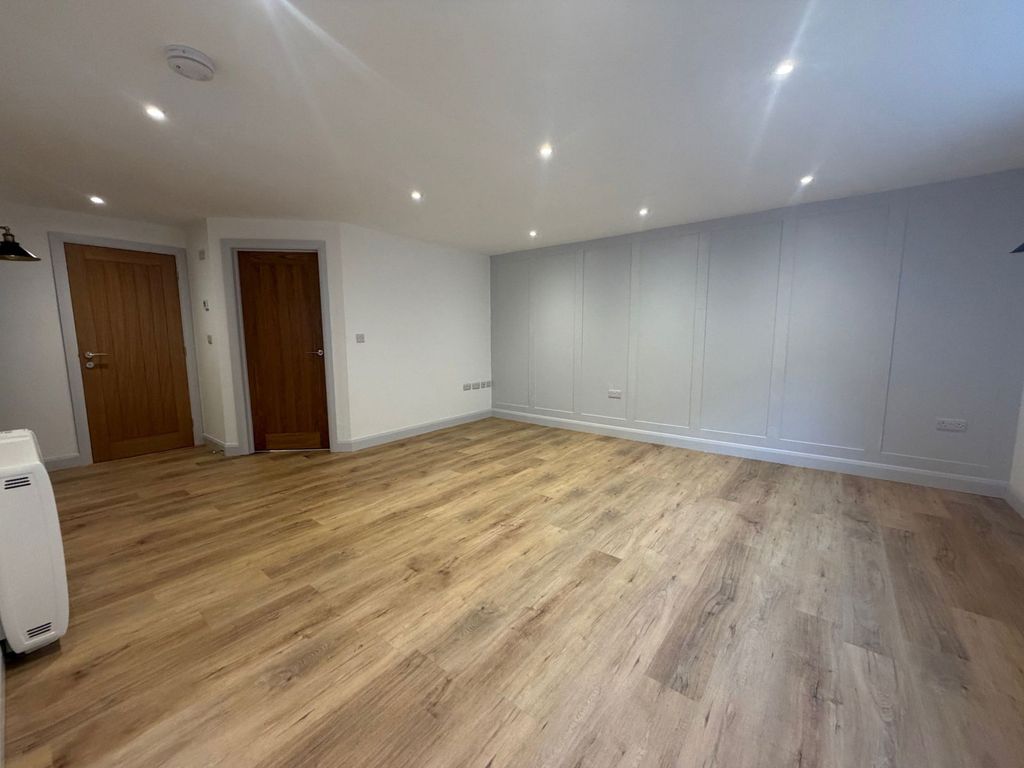 Additional image 4 of 1 bed flat to rentThe Luxe Loft 15 The Homend, Ledbury, Herefordshire HR8