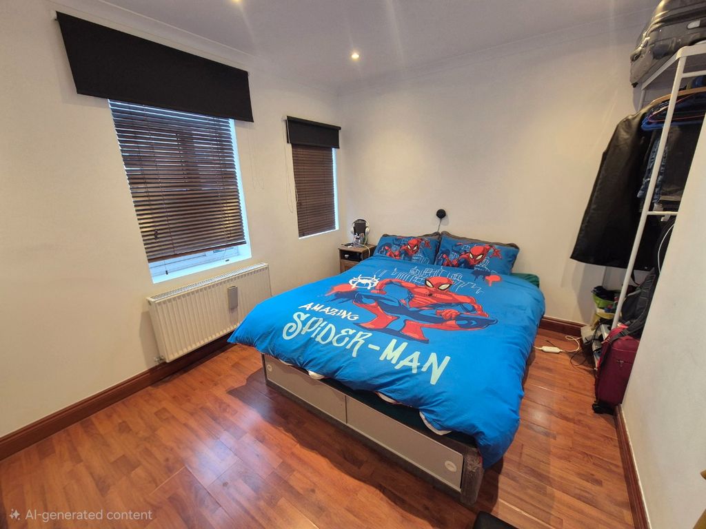 Property photo 3 of 4 4644492