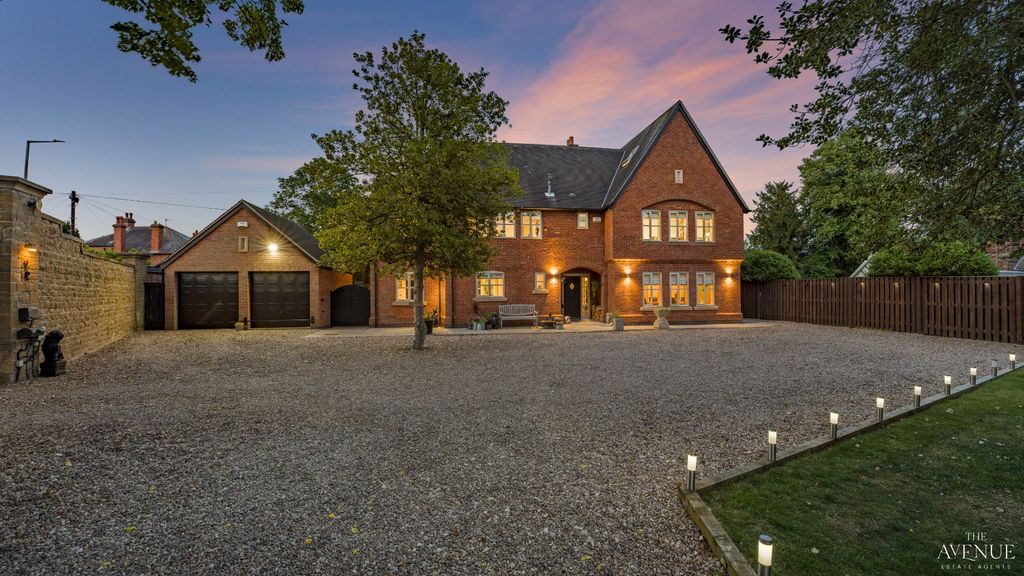 Property photo 1 of 45 4242052