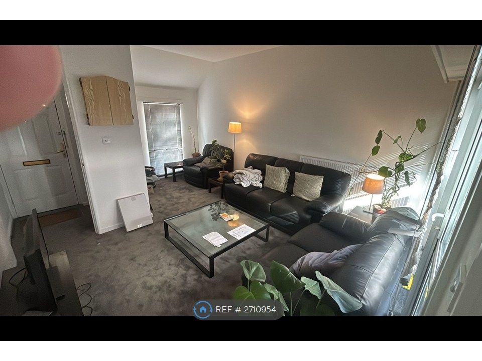 Property photo 3 of 12 Living Room View 3
