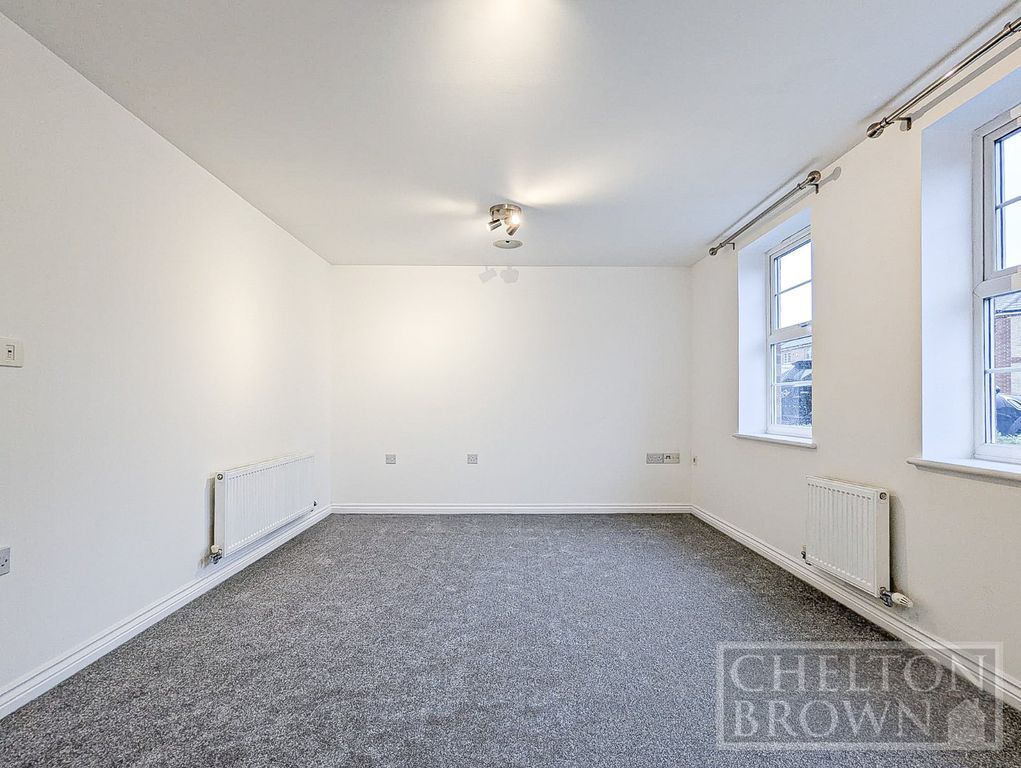 Property photo 3 of 25 Living Room