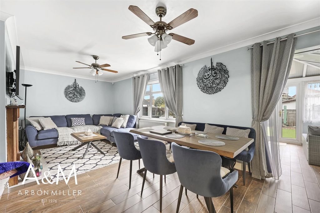 Property photo 2 of 26 4D4A1308.Jpg