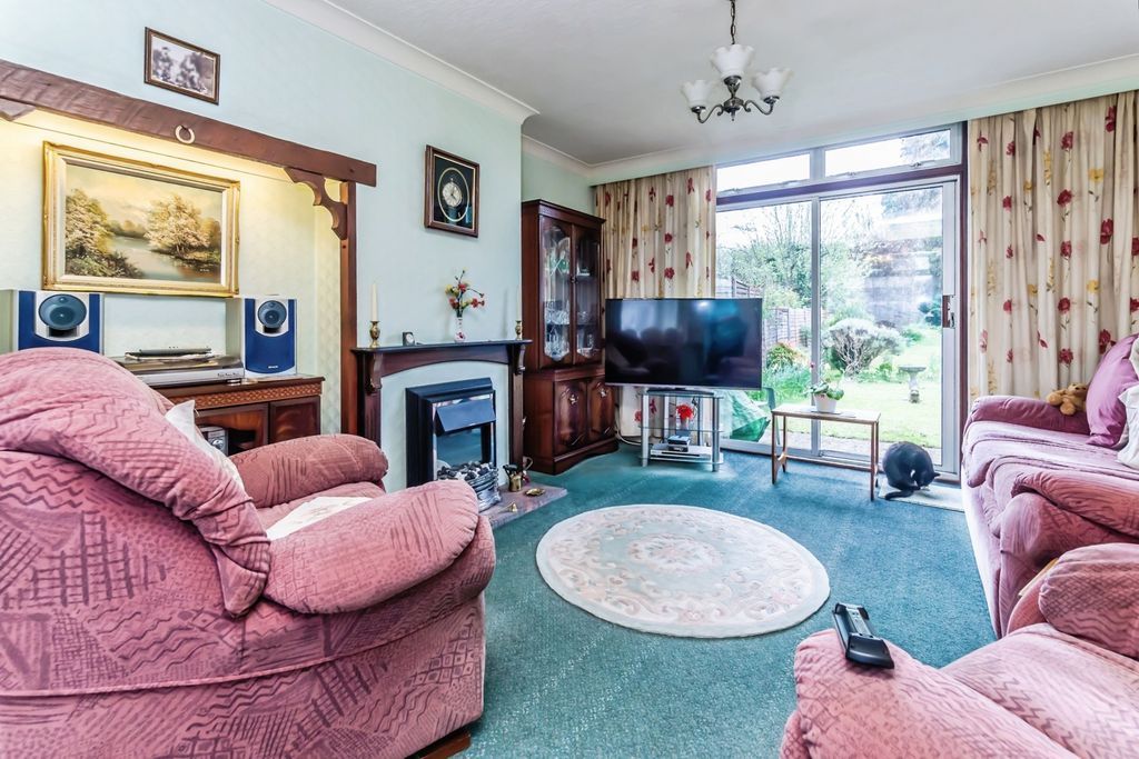 Property photo 2 of 17 Pbox-Img.Jpg