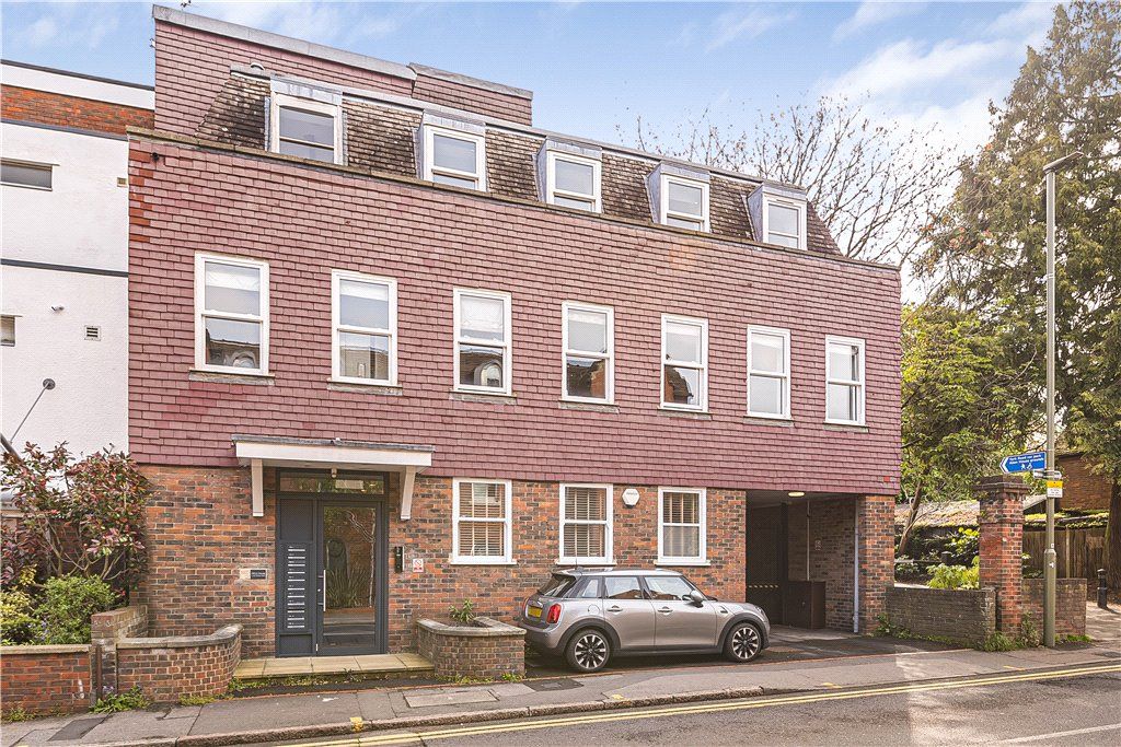 Property photo 1 of 12 1
