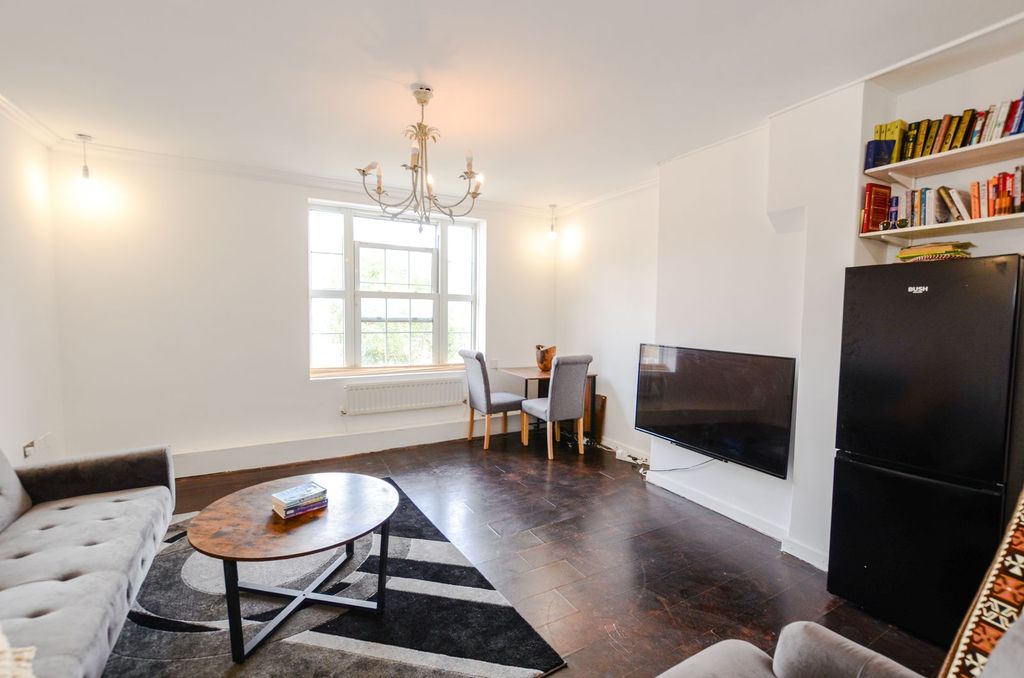 Property photo 2 of 17 Awsz1Lxa