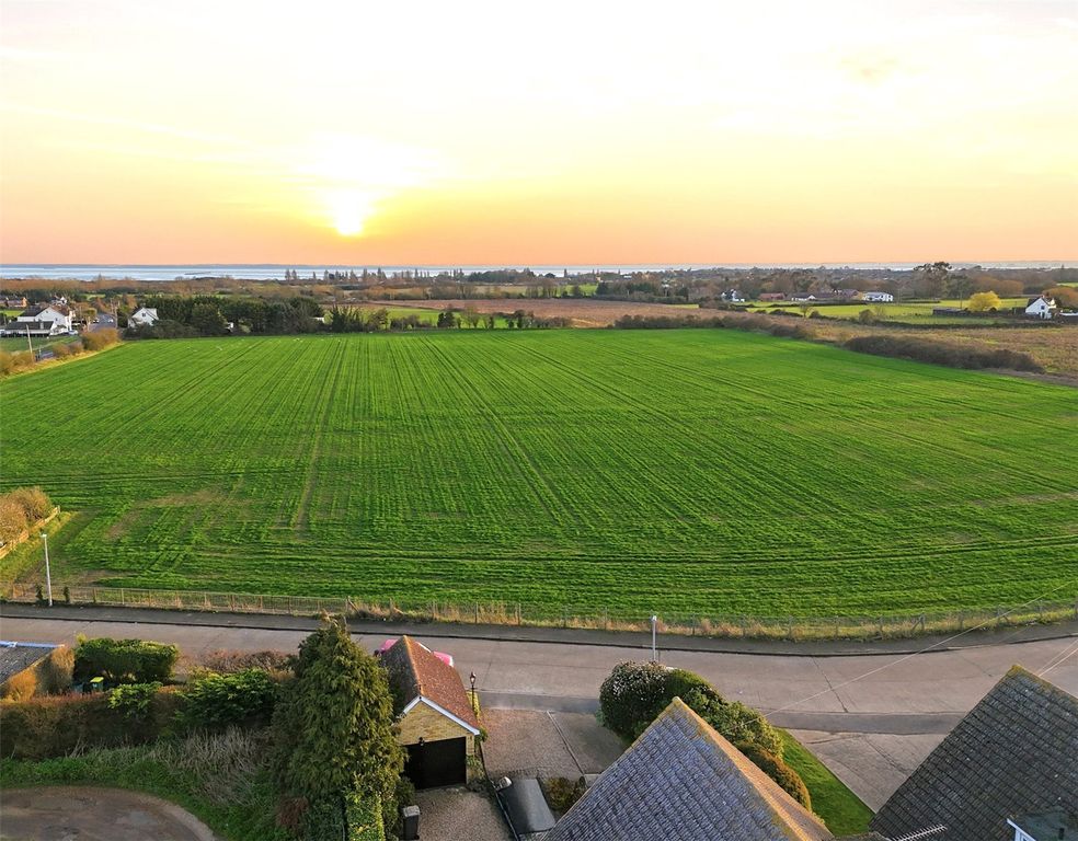 Property photo 2 of 24 Picture No. 30