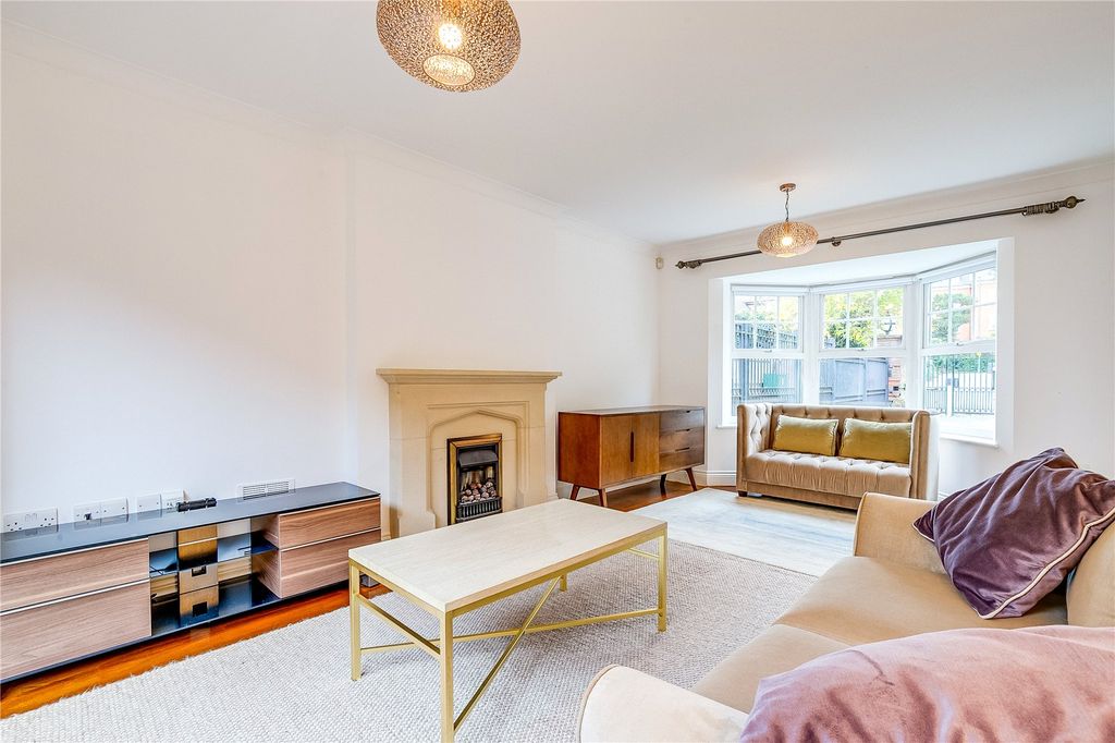 Property photo 2 of 11 Reception Room