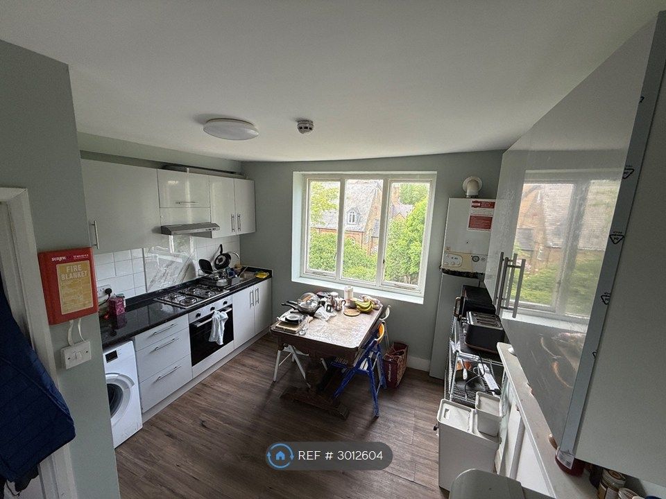 Property photo 3 of 4