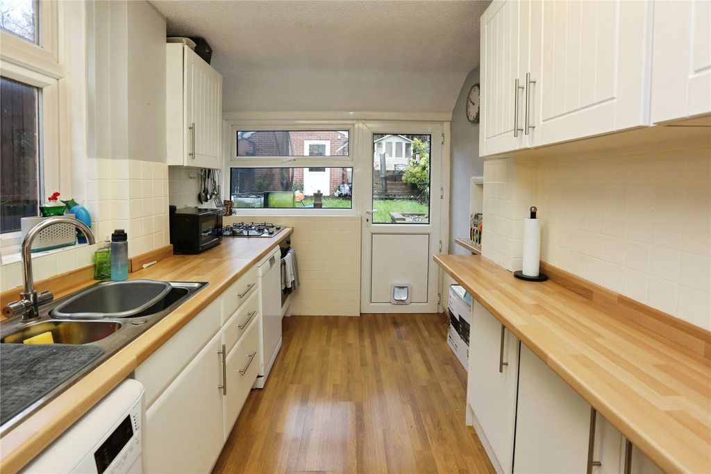 Property photo 2 of 16 Picture No. 09