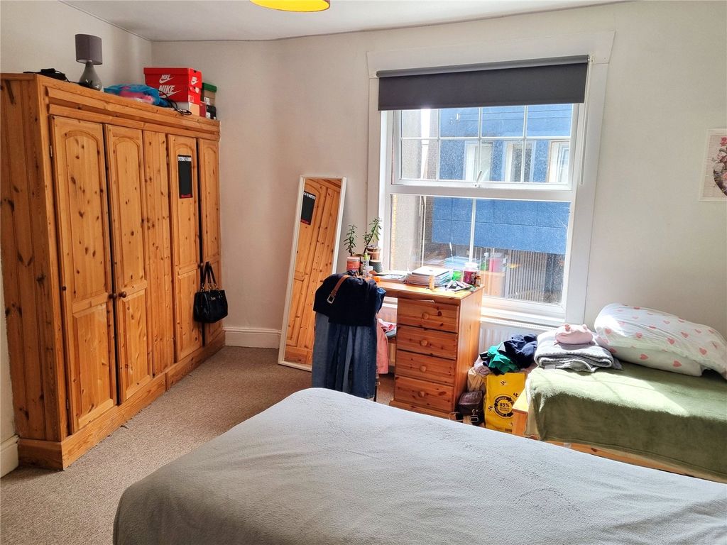 Property photo 2 of 11 Picture No. 02