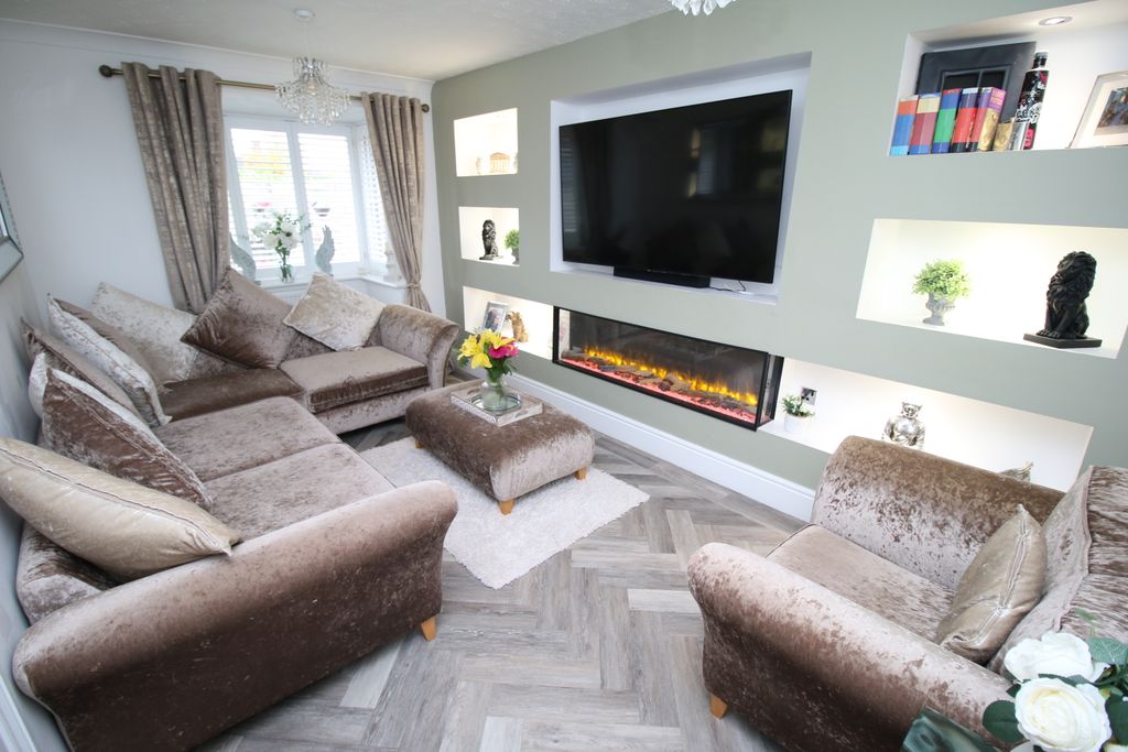 Property photo 2 of 18 Img_7081