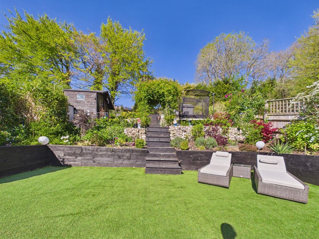 Additional image 30 of 5 bed detached house for saleMead Way, Coulsdon CR5