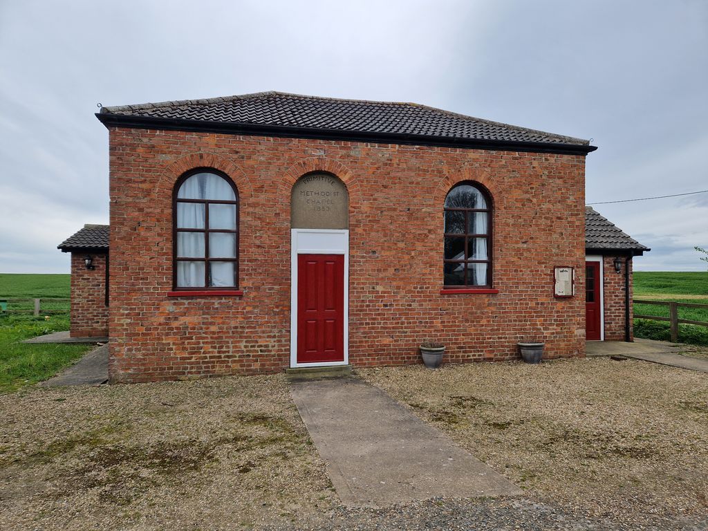 Property photo 1 of 9