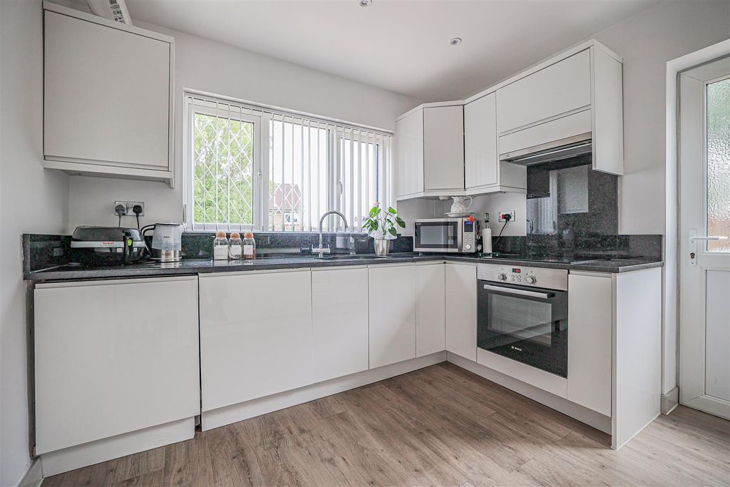 Property photo 3 of 27 980A5385.Jpg