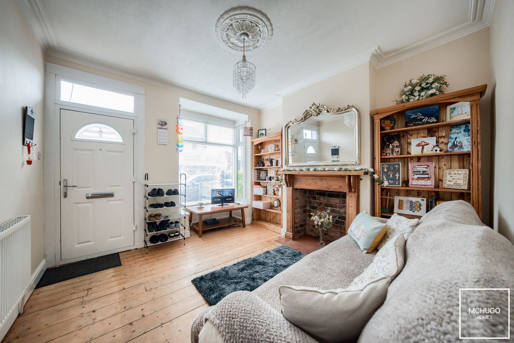 Property photo 2 of 12