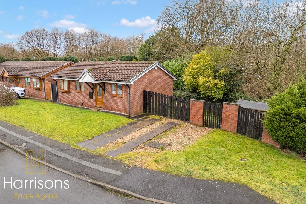 Property photo 3 of 37 4822375