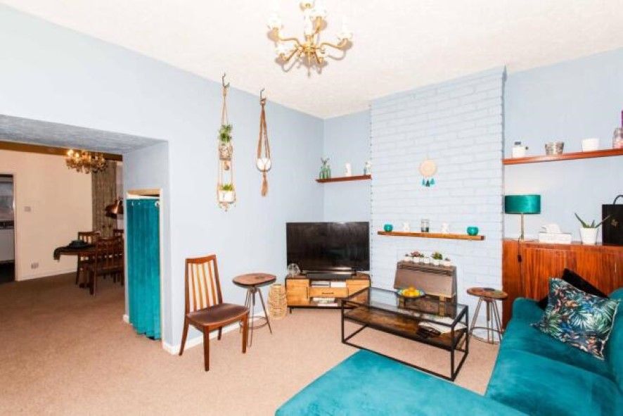 Property photo 2 of 10