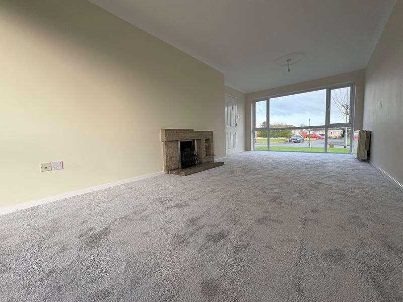 Property photo 3 of 12 Photo 7