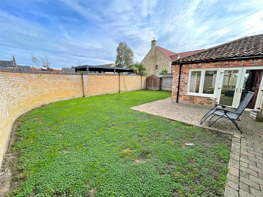 Property photo 2 of 8 Picture No. 07