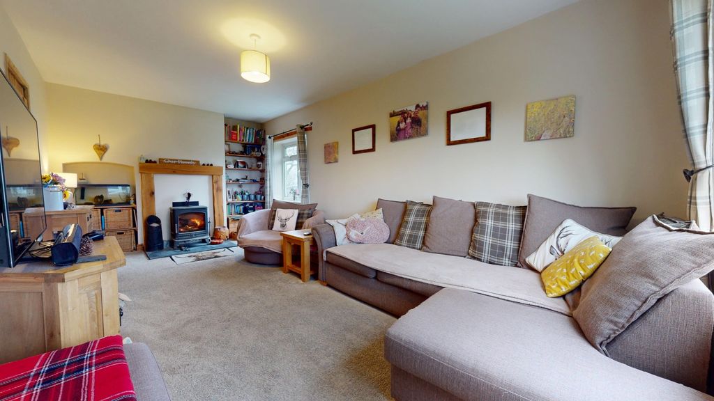 Property photo 3 of 20 4836435