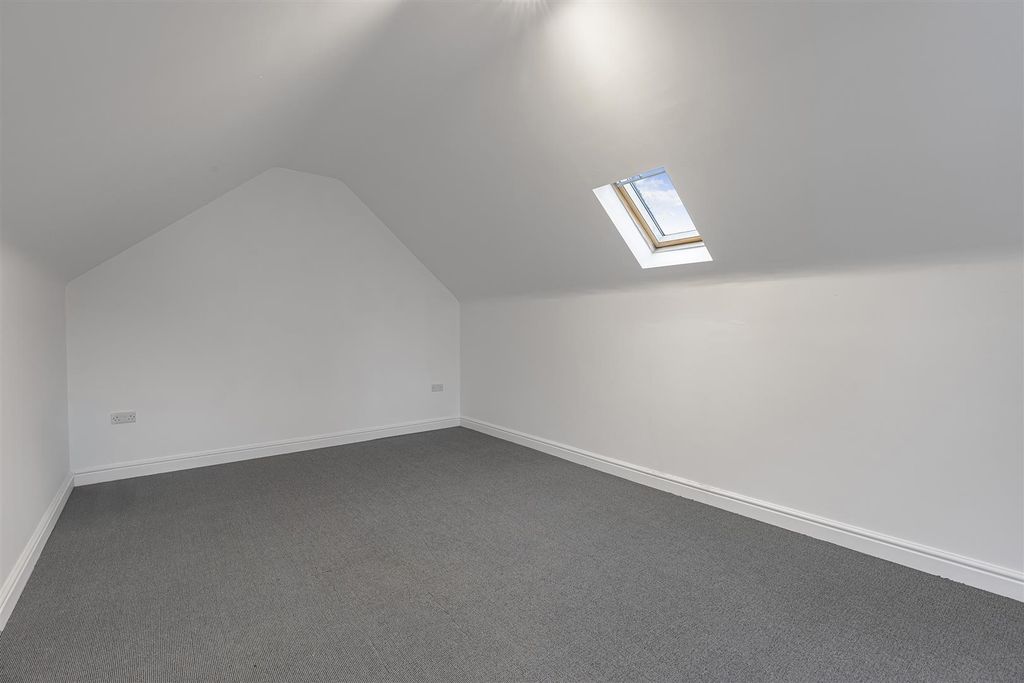 Additional image 21 of 4 bed detached house for saleBen Rhydding Road, Ilkley LS29