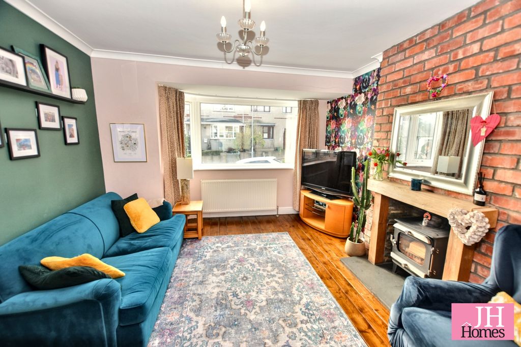 Property photo 3 of 23