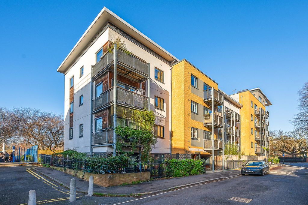 Property photo 1 of 14