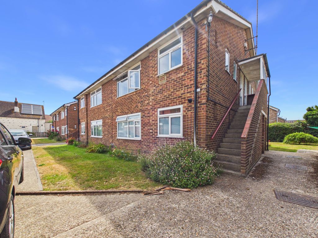 Property photo 1 of 5 Cam03519G0-Pr0563-Still010
