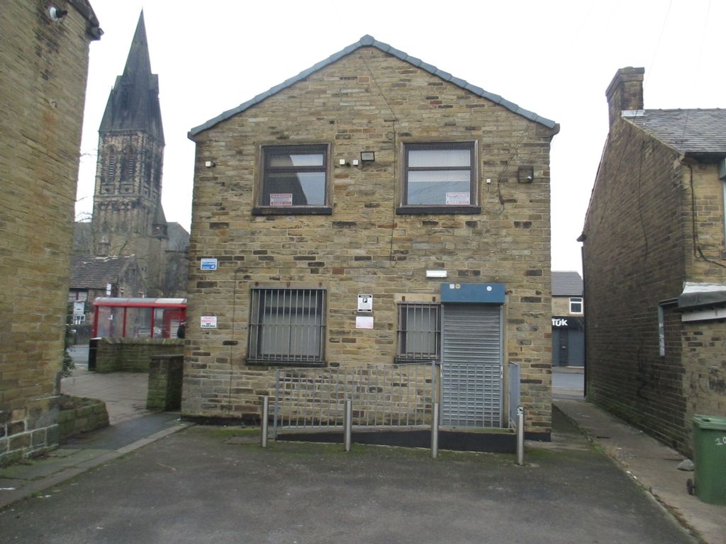 Property photo 2 of 6