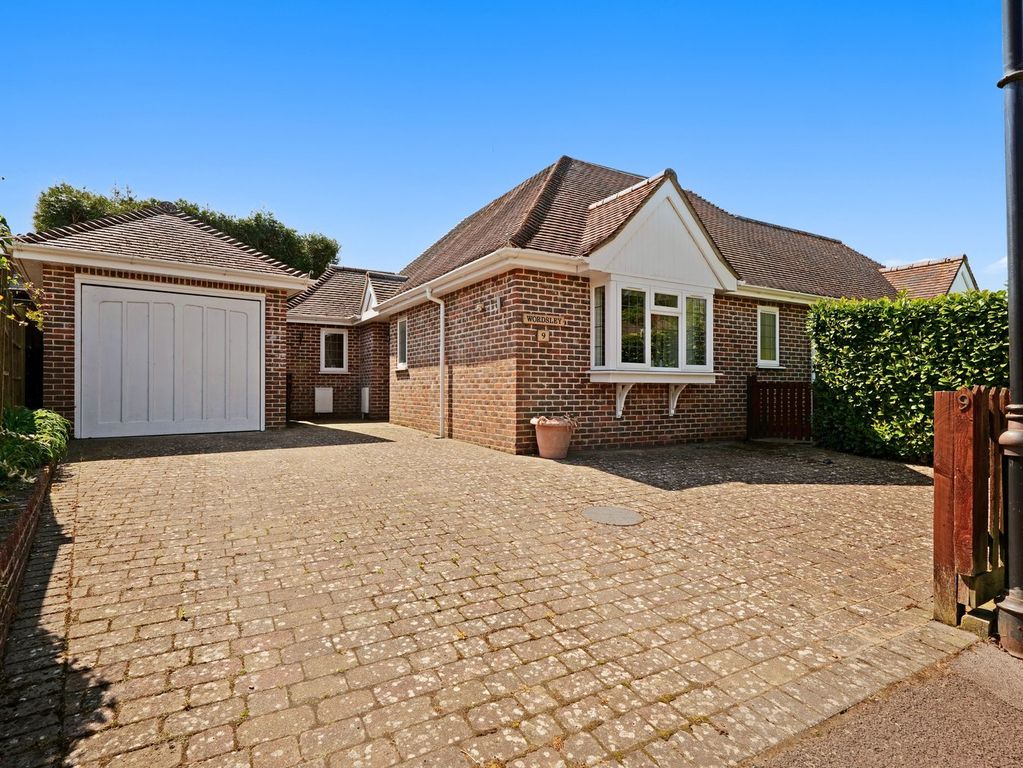 Property photo 1 of 22