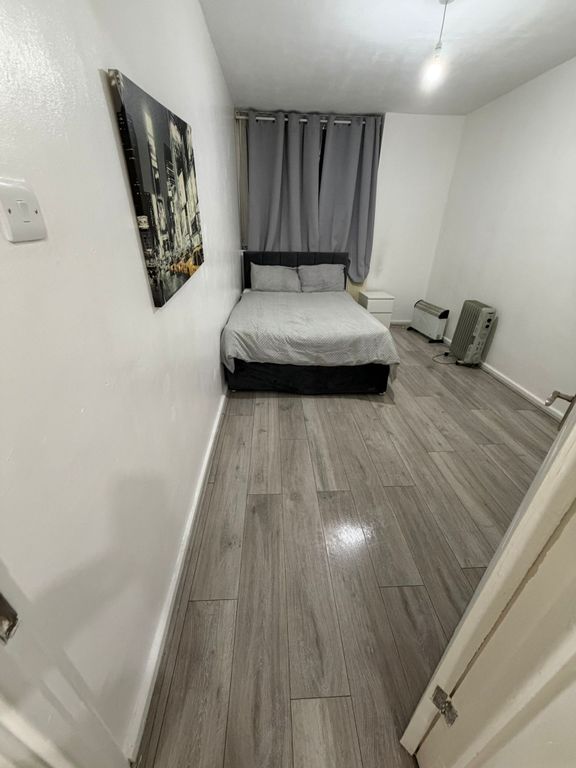 Property photo 1 of 4