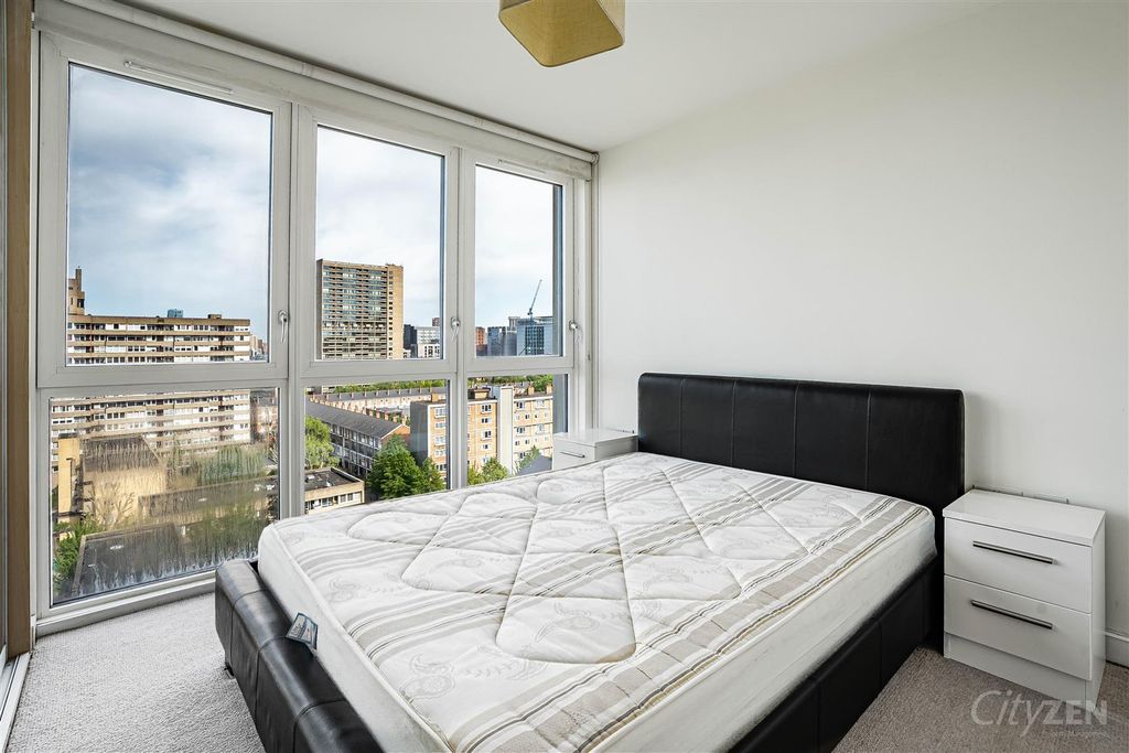 Property photo 3 of 22 Bedroom