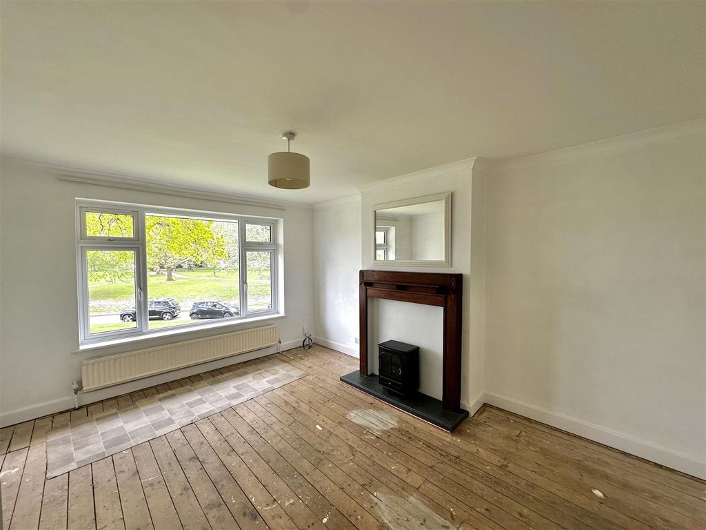 Property photo 3 of 6 Img_3240.Jpg