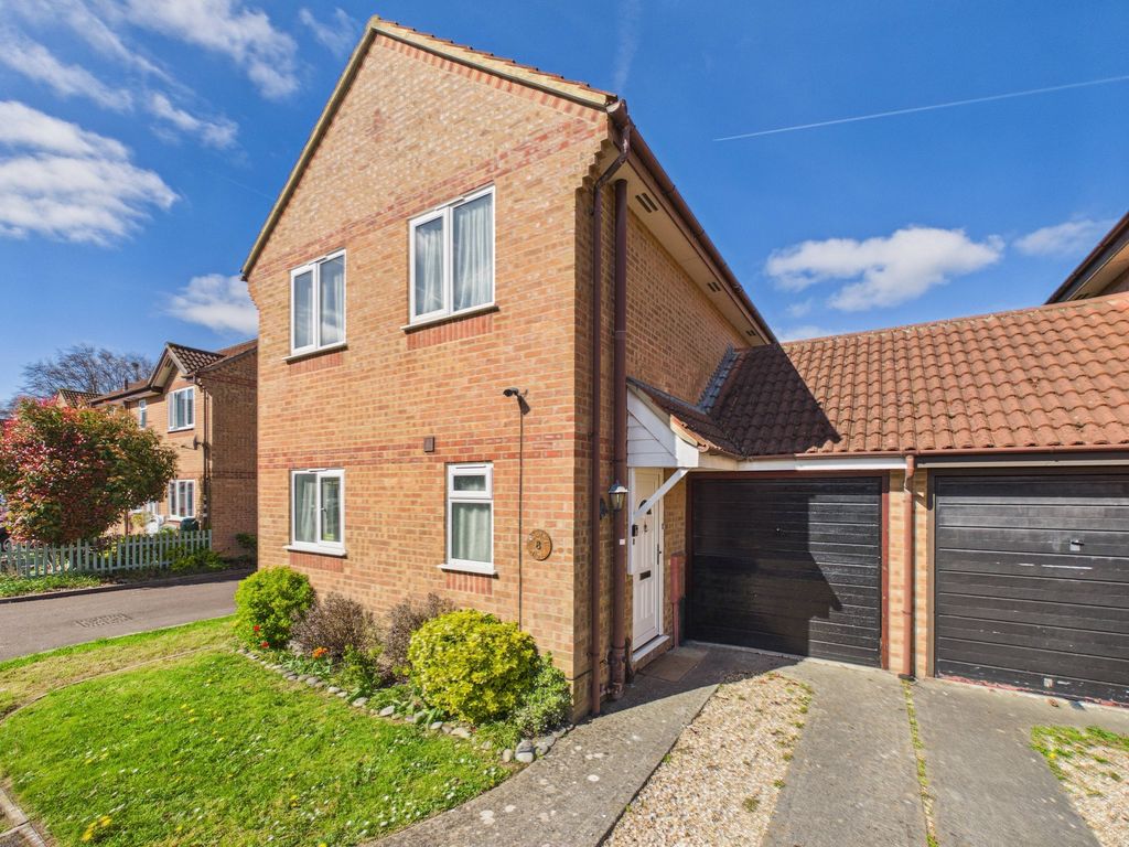 Property photo 1 of 16