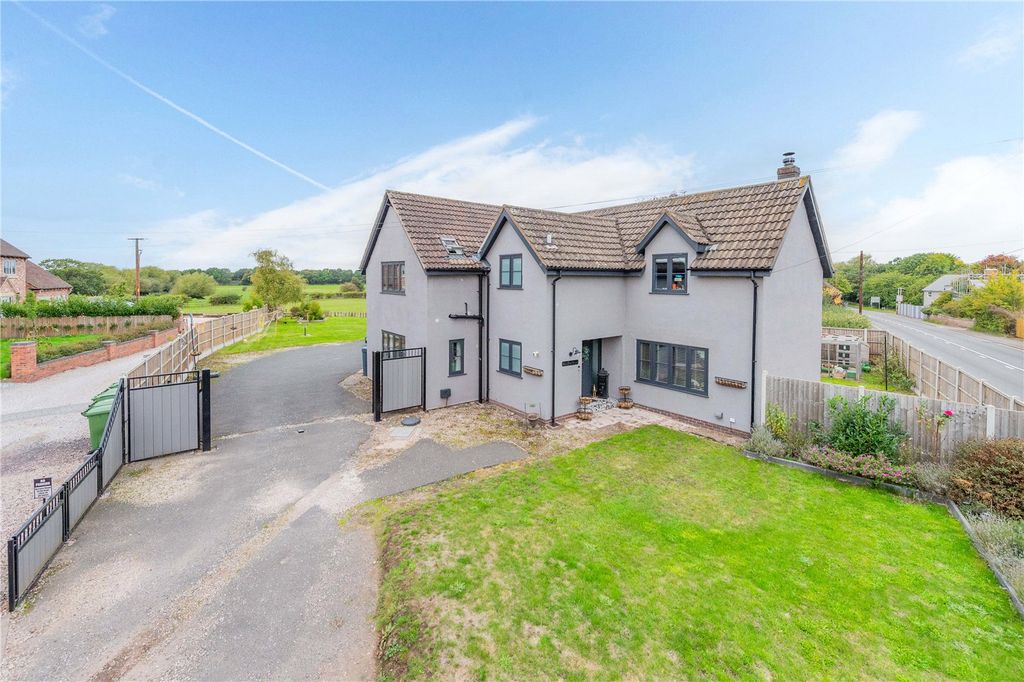 Property photo 1 of 60 Picture No. 59