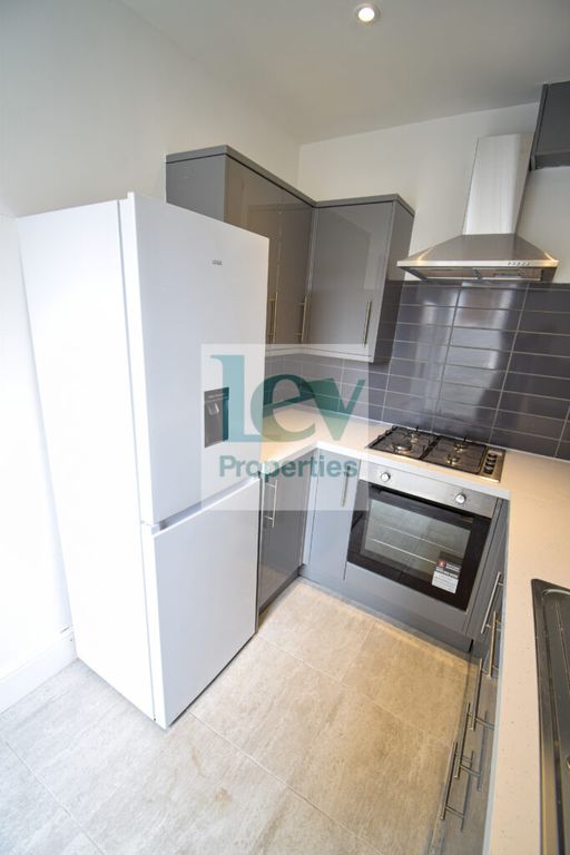 Property photo 2 of 29