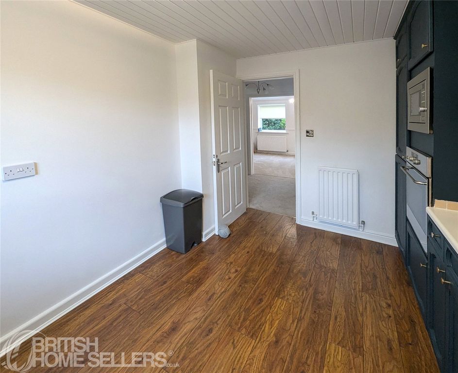 Property photo 3 of 21 Picture No. 15