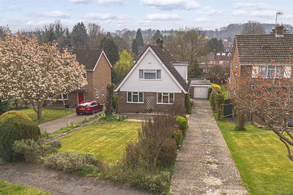 Property photo 1 of 17