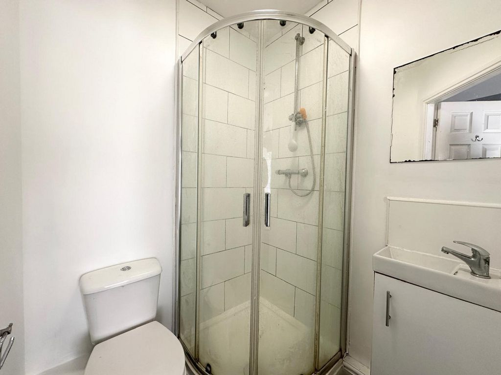 Property photo 3 of 3