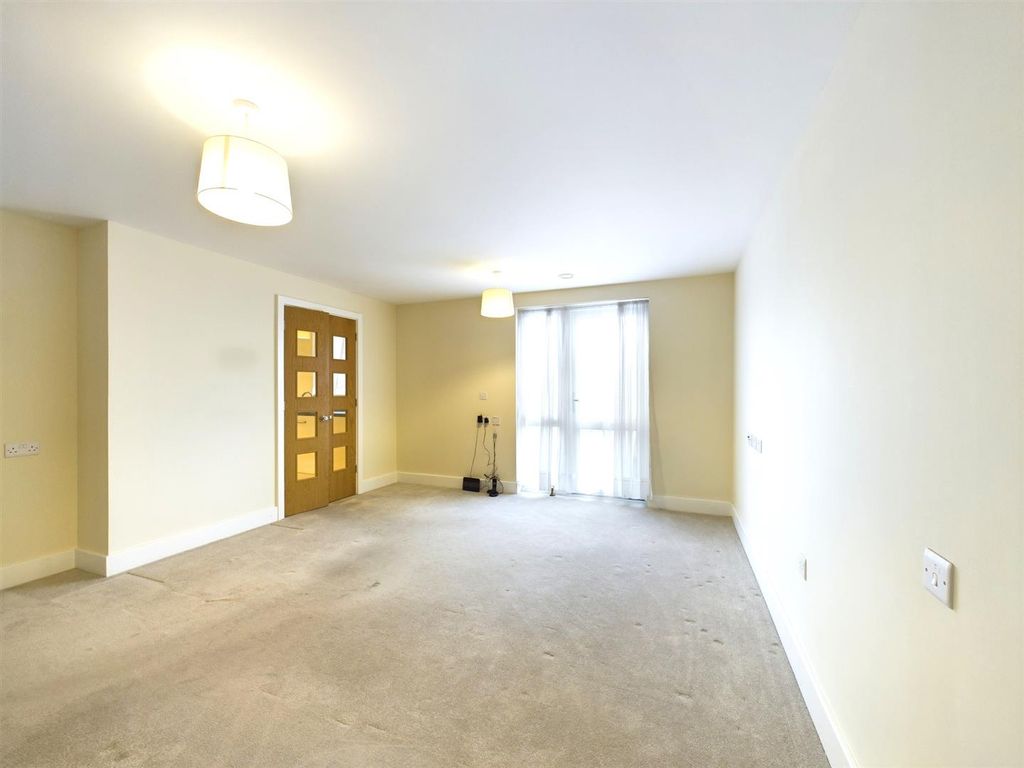 Property photo 2 of 11 Living Room.Jpg